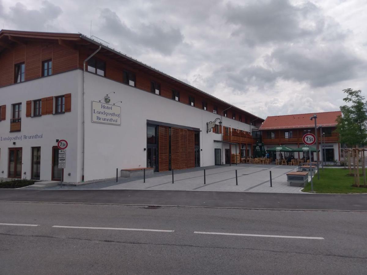Hotel Brunnthal Eksteriør bilde
